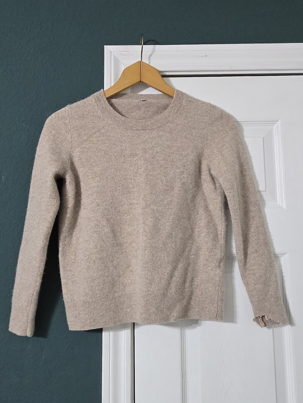 100% Wool Crewneck Sweater Oatmeal Beige S Pullover Top Minimalist Granola Girl